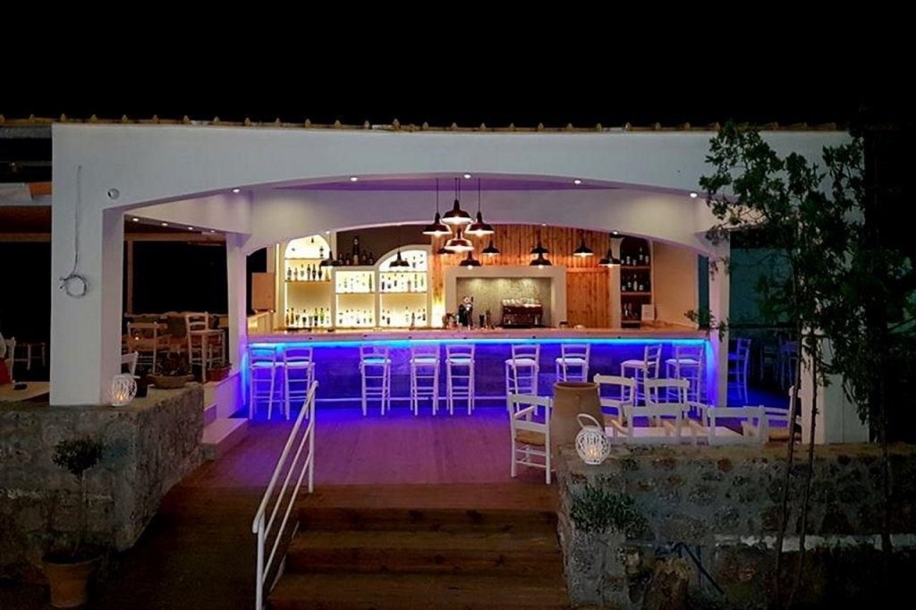 Naiades Almiros River Hotel 