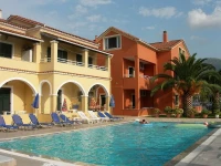 Katerina Pool Apartments 