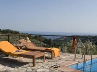 Alonissos Poikilma Villas 