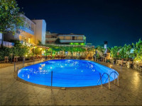 Roxani Hotel