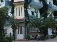 Saloustros Apartments