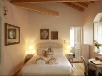 Amaryllis Luxury Guest House 