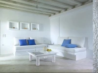 Delmar Apartments & Suites 