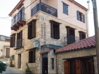 Alexandros Guesthouse 