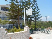 Villa Denise Apartments and Studios 