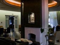 Aenos Hotel