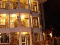 Batselas Classic Hotel 