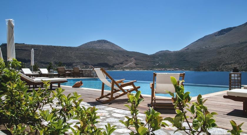 О•n Plo Luxury Suites 