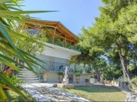 Villa Cleopatra by Villas To Greece 