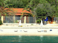Renata Rooms & Studios