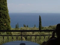 Spiros Apartments 