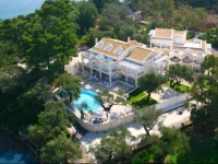 Saint Nicholas Beach Apartments 