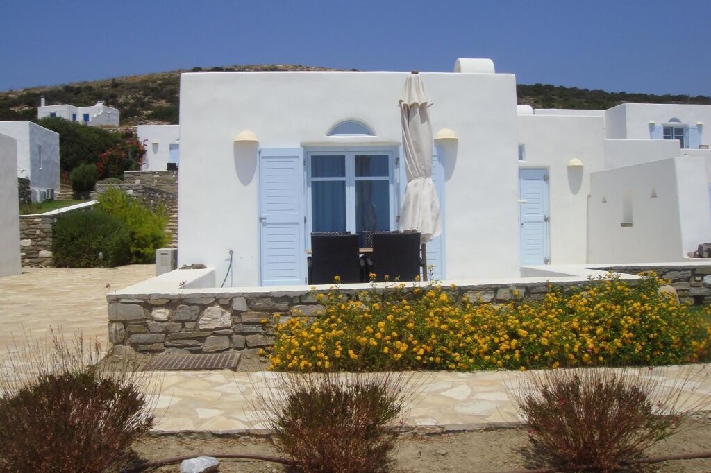 Glyfa Village 