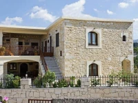 Eleuthir Apartments 