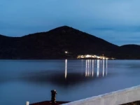 Elounda Apartments by The Sea 