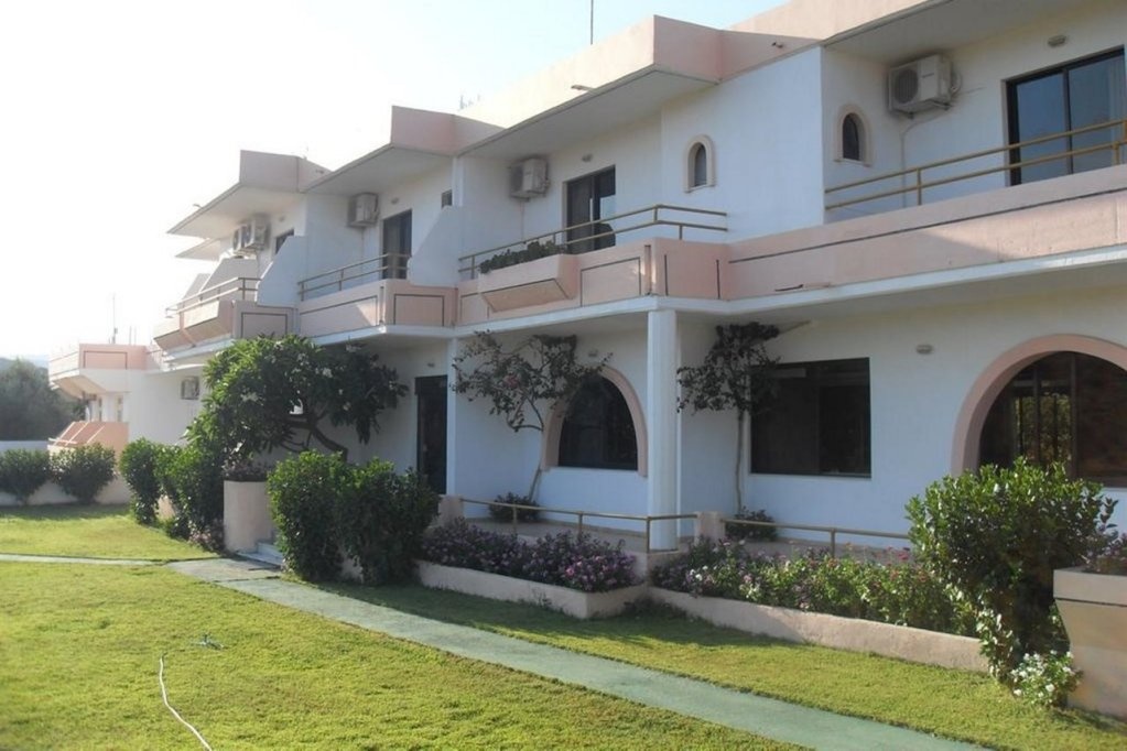 Vera Studios 