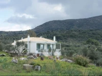Chamaloni Cottages 