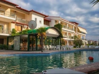 Aristides Hotel 