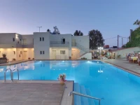 Tarra Apartments 2*