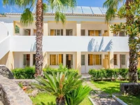 Asteraki ApartHotel 