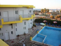 Kamaria Apartments 
