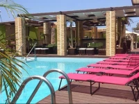 Heleni Beach Hotel 