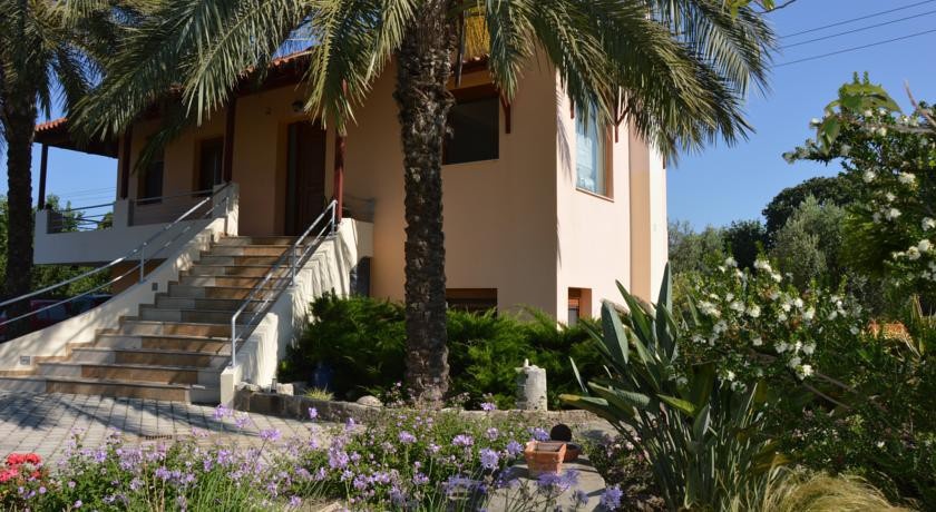 Semas Apartments 
