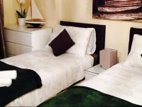 Gable Lodge London Enfield 292 