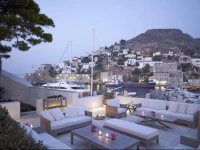 Hydrea Hotel 