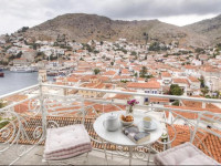 Hydra Hotel