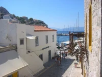 Glaros Guesthouse 