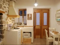 Lelas House 