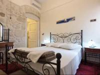Akrolithos Self Catering Apartments 