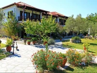Dionysus Apartments 