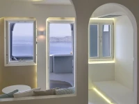 Andronikos Santorini 