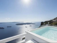 Aqua Mare Luxury Suites 