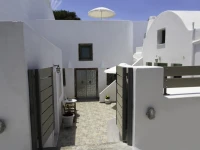 Ayoba Santorini 