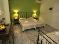 Aphrodite Hotel & Apartments 