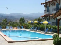Stavros Apartments 
