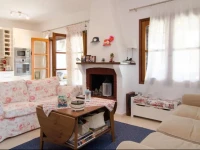 Mikiverna Kalives House 
