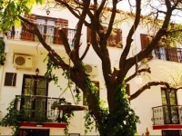 Atzanou Rooms 