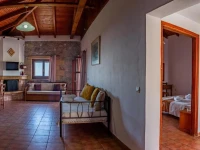 Papanestoras Apartments 