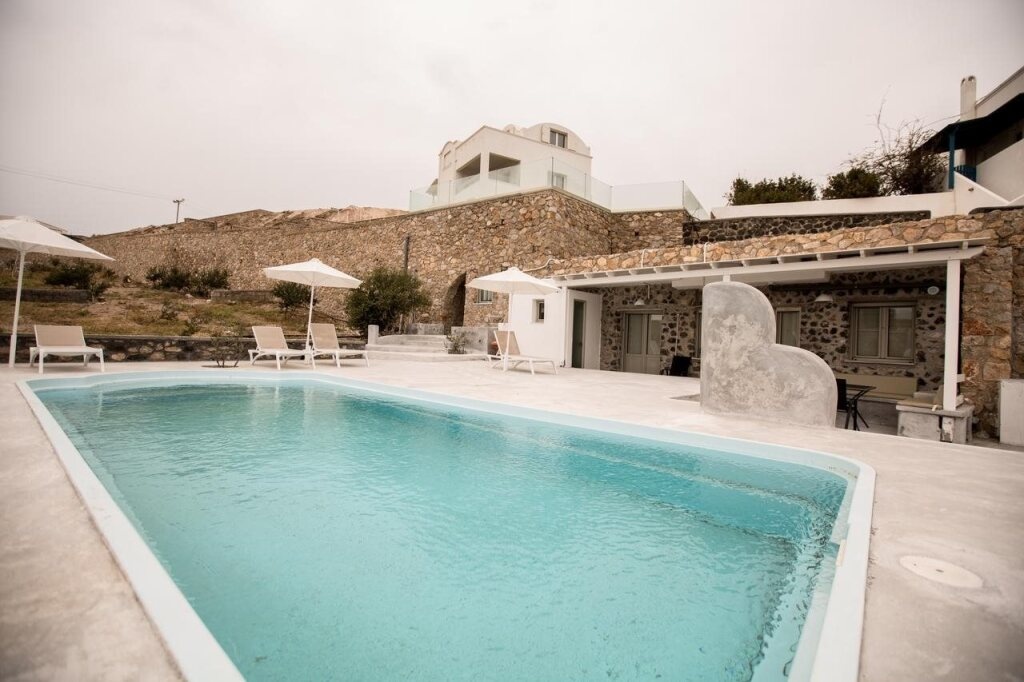 Queen of Santorini 