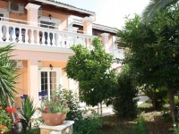 Lea Family Apartments 