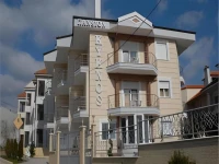 Kyknos De Luxe Suites 