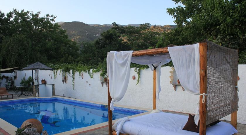 Hotel Seranides 