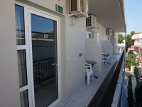 Niriis Hotel 