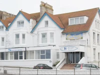 Surfers Hotel 