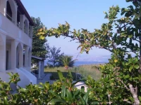 Virginias Beachfront Apartments 