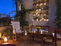 Ionas Boutique Hotel 